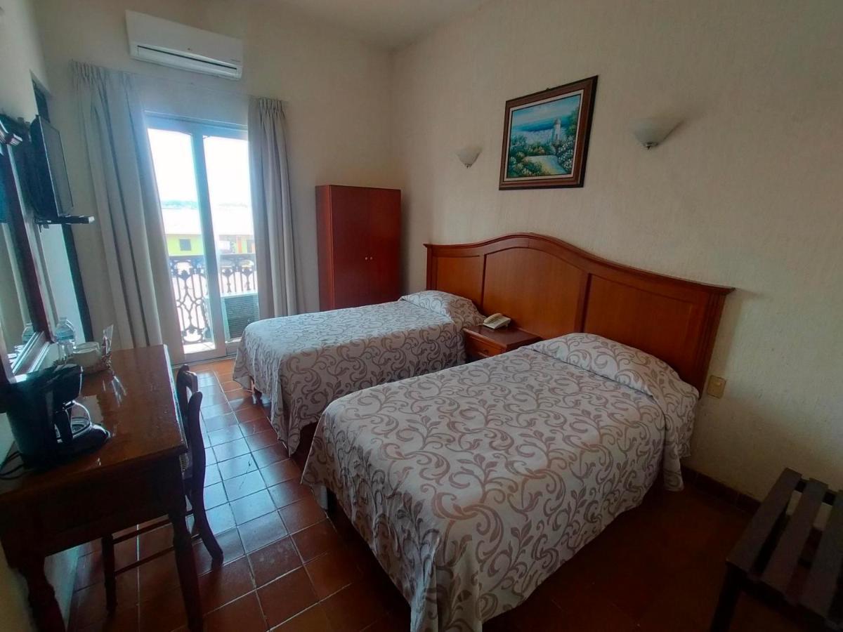Hotel Posada Dona Lala Tlacotalpan Ngoại thất bức ảnh